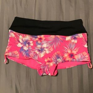 Victoria’s Secret Pink gym to swim boyshort size M